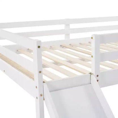 Letto a soppalco matrimoniale con scivolo, sponda a tutta lunghezza e design multifunzionale – Bianco