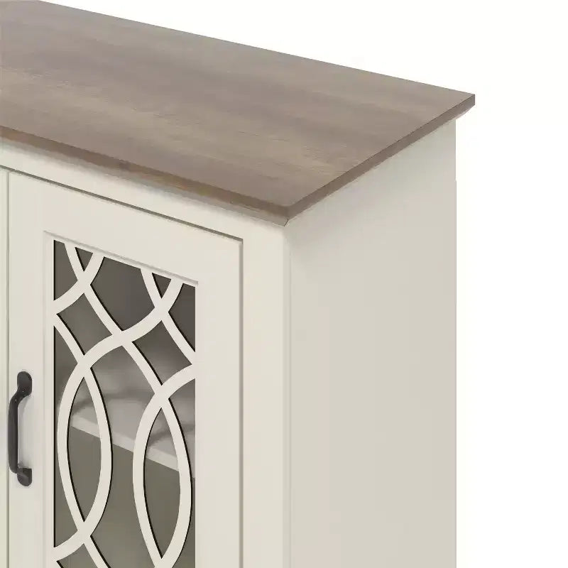 Credenza con ante decorative traforate – 116,1 cm L x 39,9 cm P x 74,4 cm H