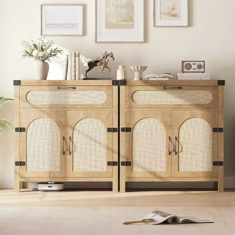 Madia in Legno Naturale con Ante in Rattan, Cassetto e Ripiani Regolabili